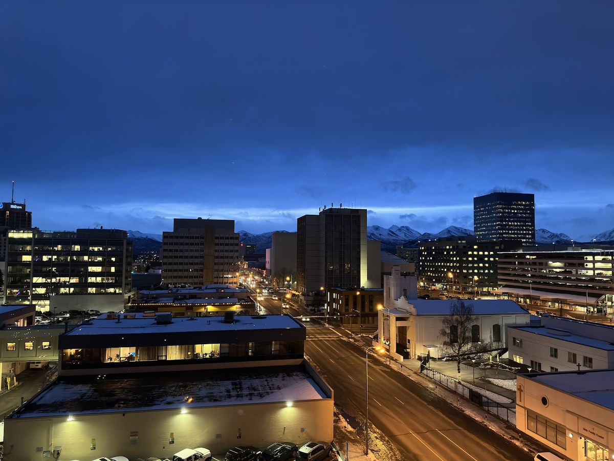 Hotel Captain Cook — Anchorage