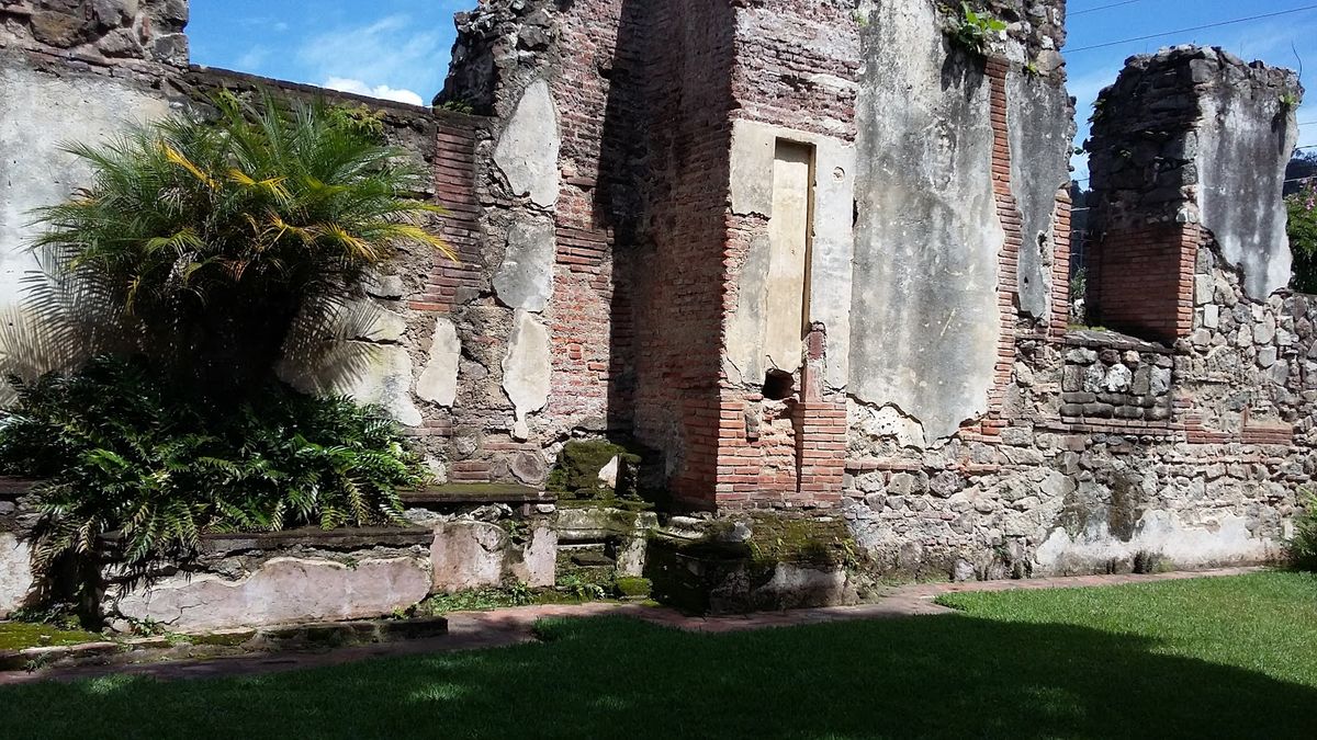 Hotel Cirilo — Antigua Guatemala