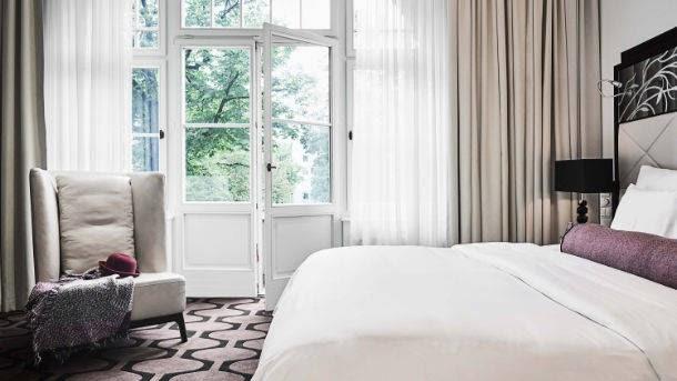 Hotel am Steinplatz — 87-room Charlottenburg boutique in August Endell's 1913 Art Nouveau building, Marriott Autograph Collection since 2013