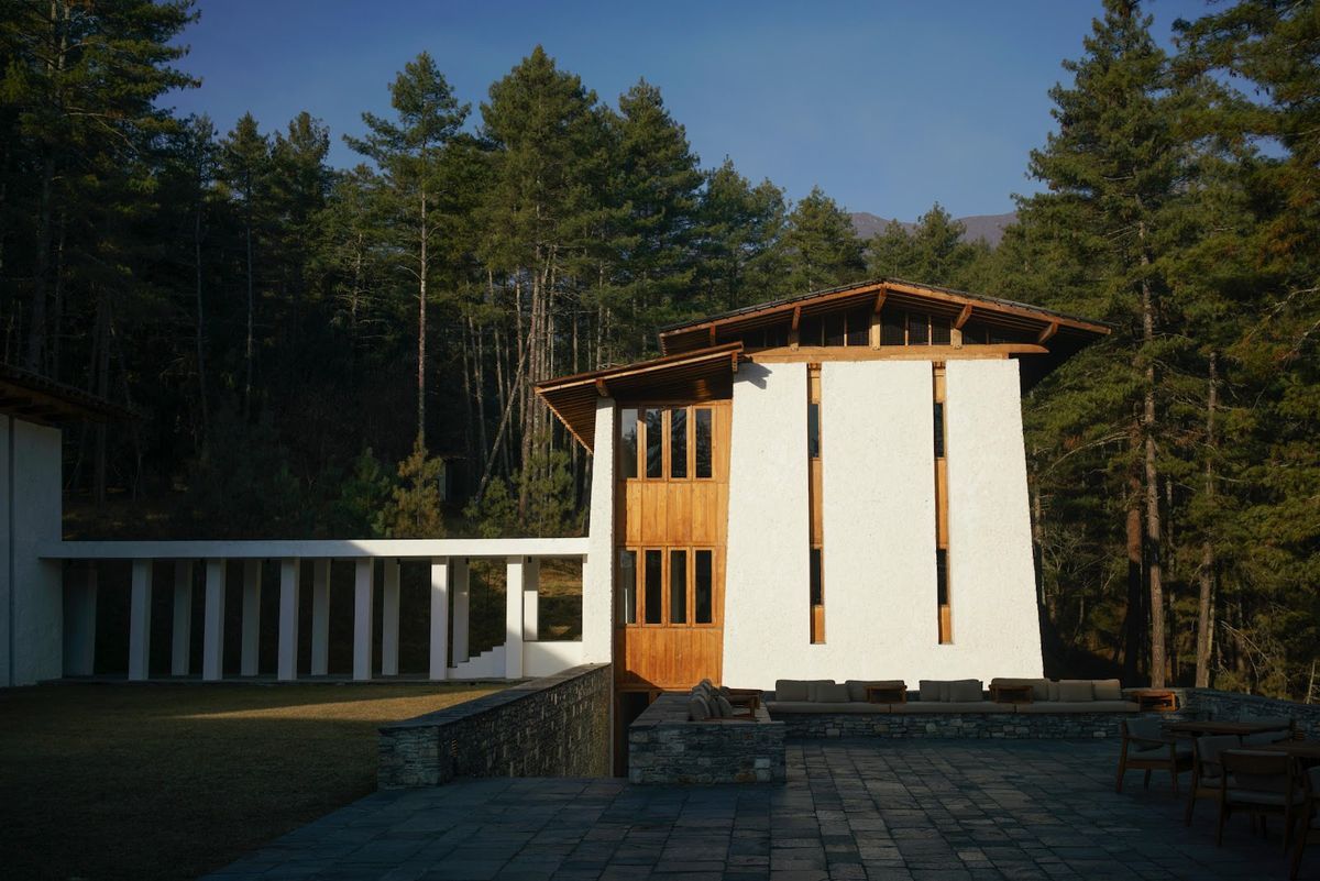 Bhutan luxury hotels