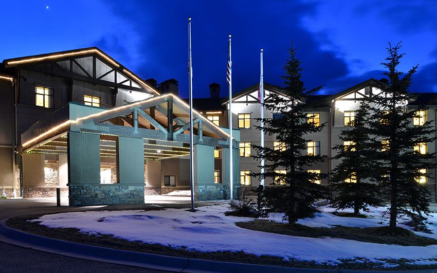 Buck's T-4 Lodge — Big Sky