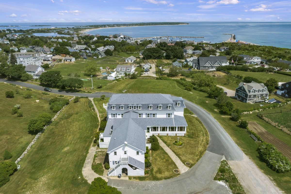 The Atlantic Inn — Block Island