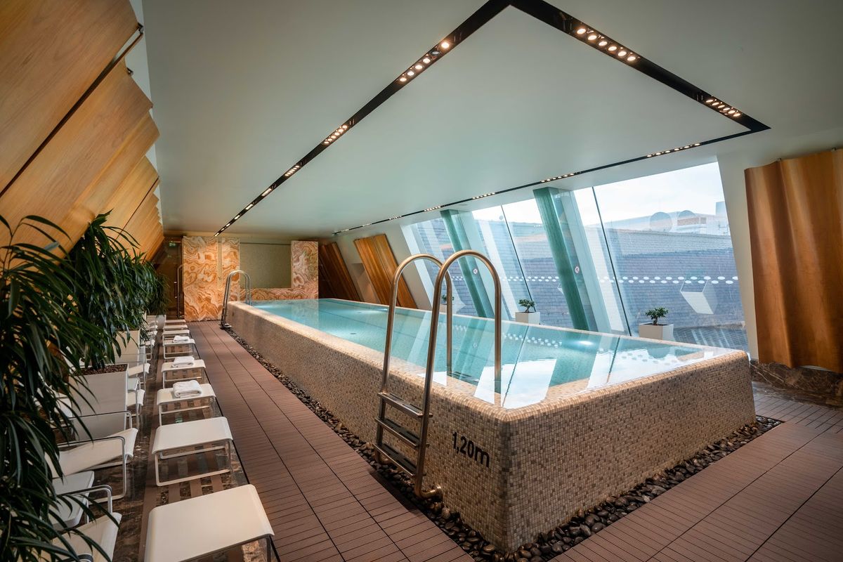 Four Seasons Hotel Gresham Palace Budapest — Budapest — additional view 3