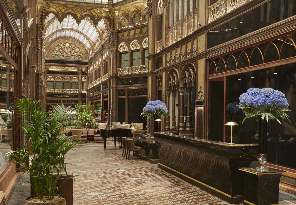 Párisi Udvar Hotel Budapest, Hyatt Unbound Collection — Budapest
