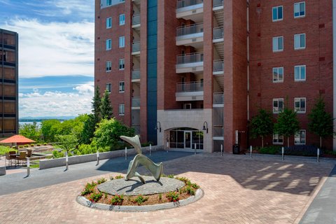 Courtyard by Marriott Burlington Harbor — Burlington Vt