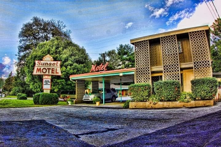 Sunset Motel Brevard — Cashiers