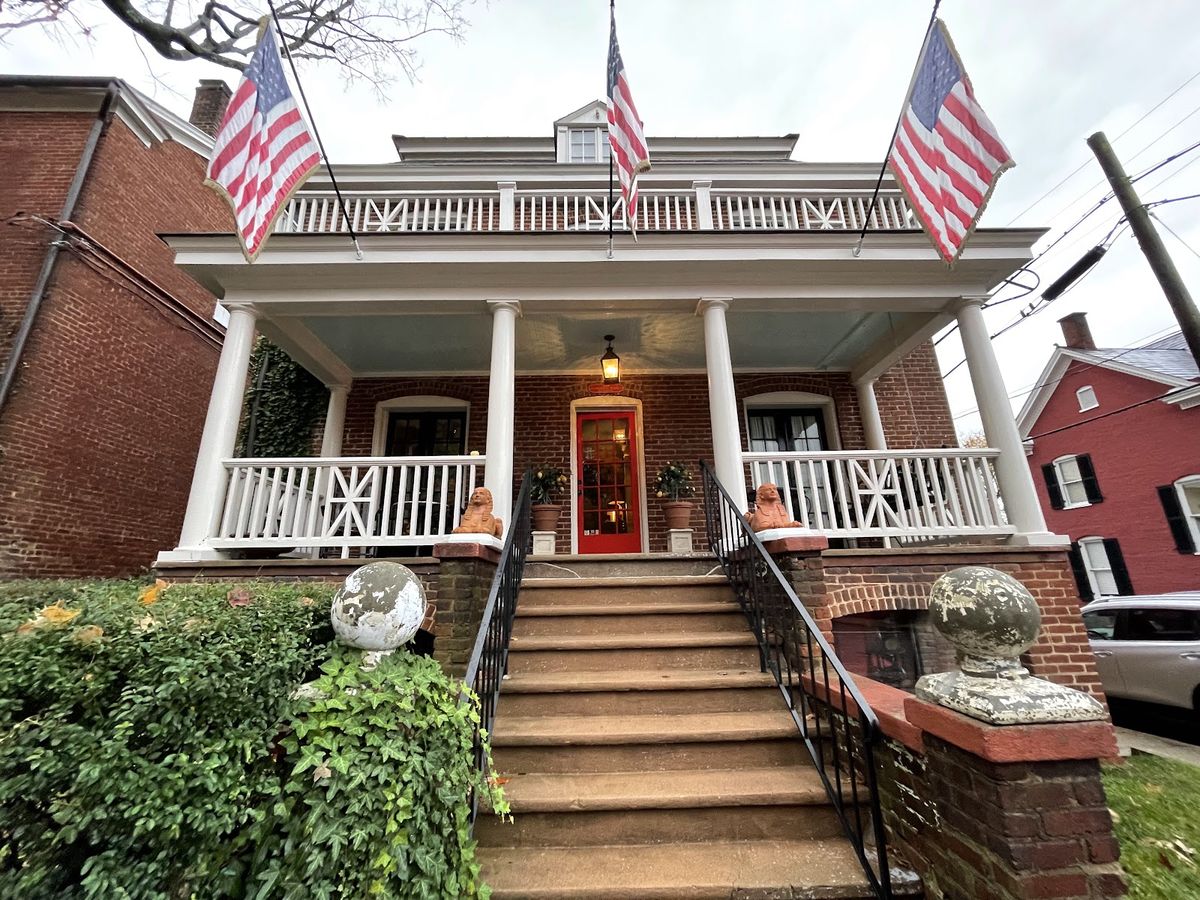 The Inn at Court Square — Charlottesville
