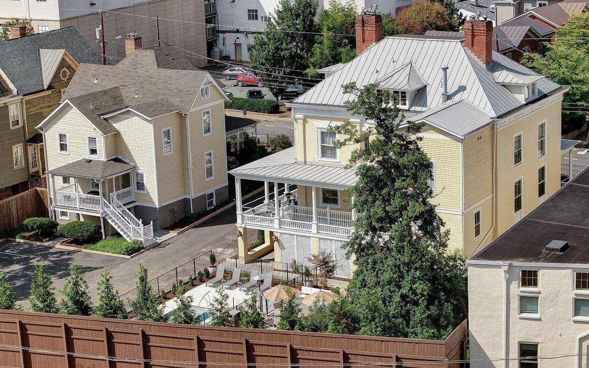 South Street Inn — Charlottesville