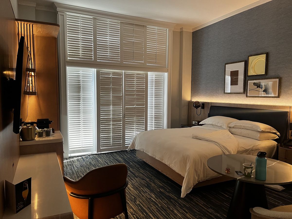 Four Seasons Resort and Club Dallas at Las Colinas — Irving — additional view 2