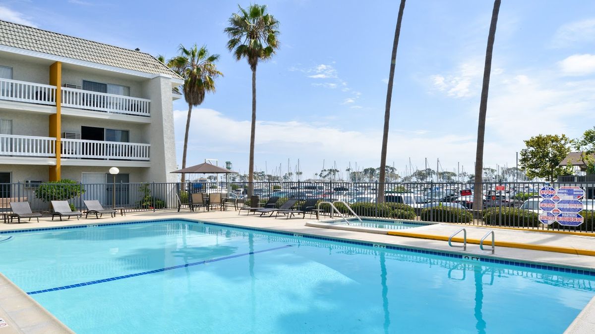 Dana Point Marina Inn — Dana Point