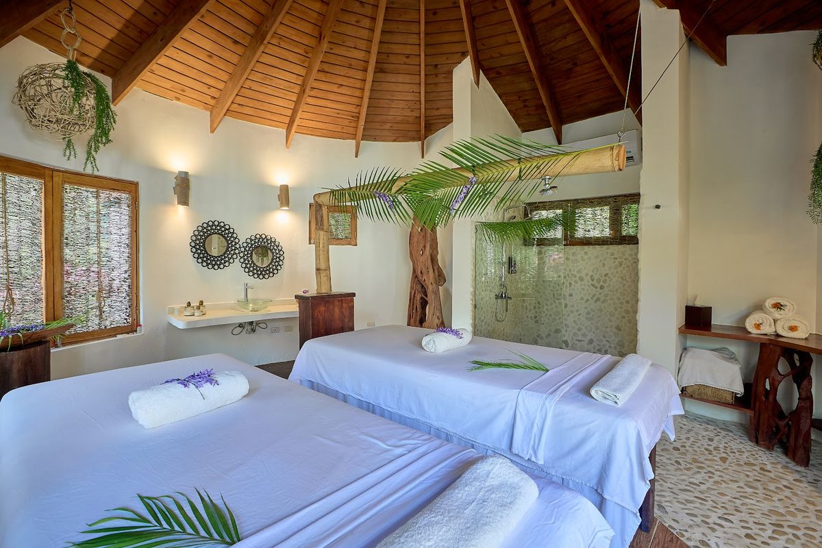Sublime Samaná — interior