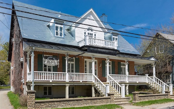 Auberge Aux Petits Oiseaux — Eastern Townships