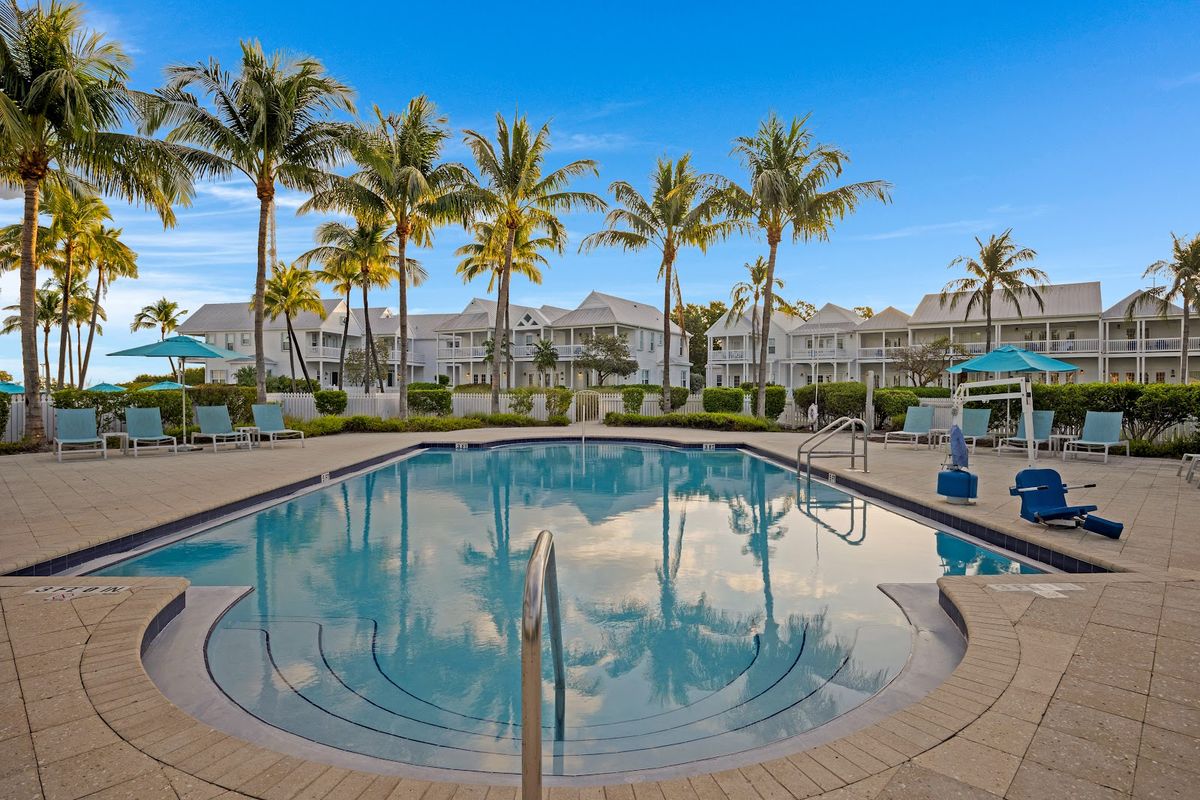 Tranquility Bay Beachfront — Florida Keys