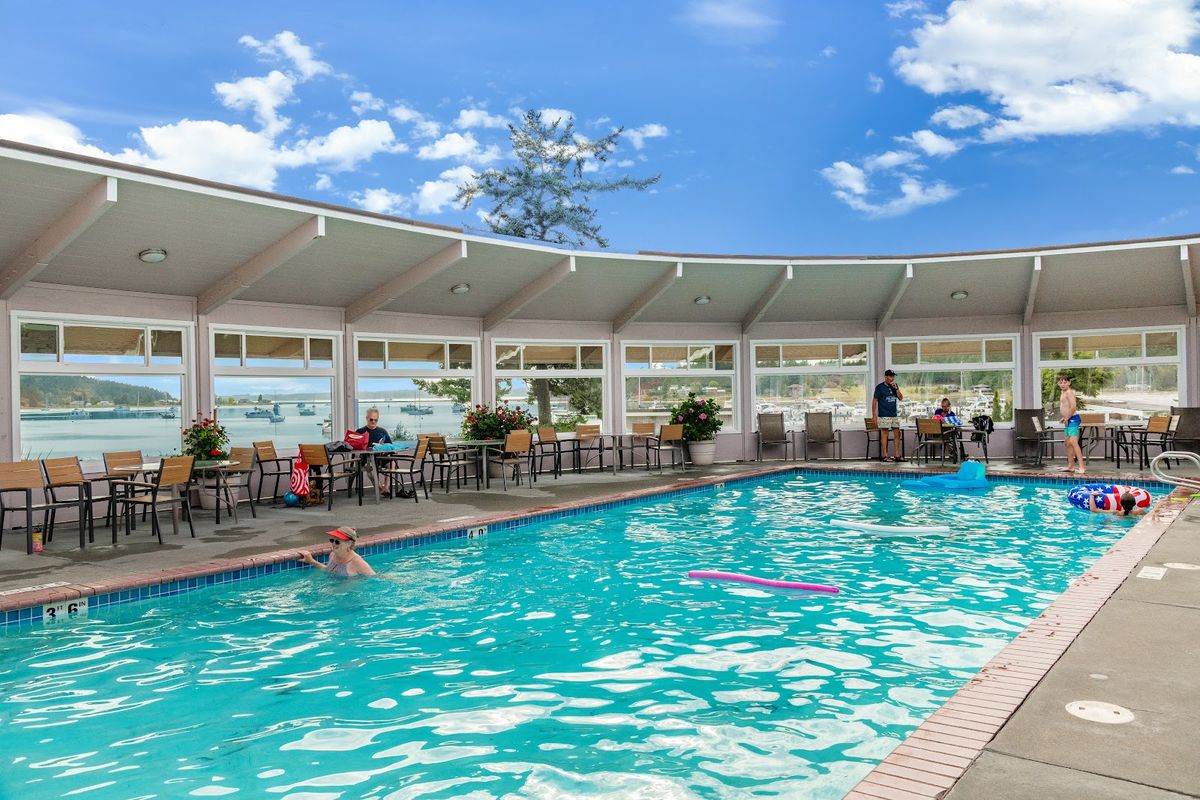 Lopez Islander Resort — Friday Harbor