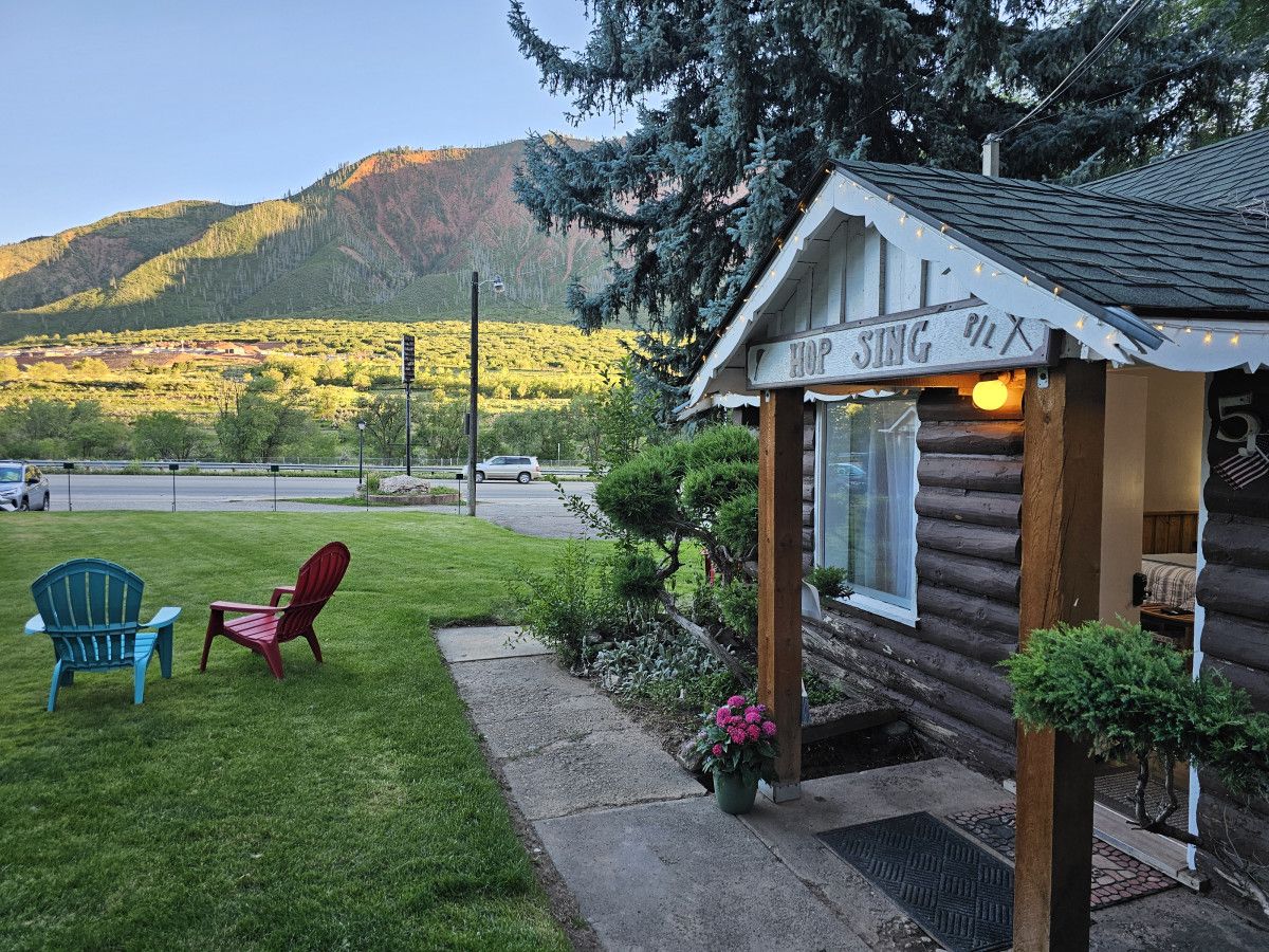 Avalanche Ranch Cabins — Glenwood Springs