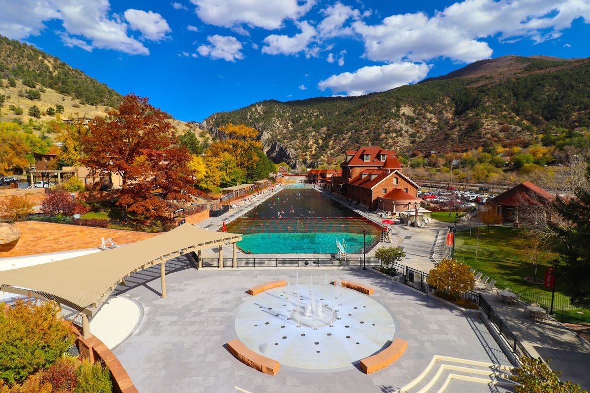 Glenwood Hot Springs Resort — Glenwood Springs