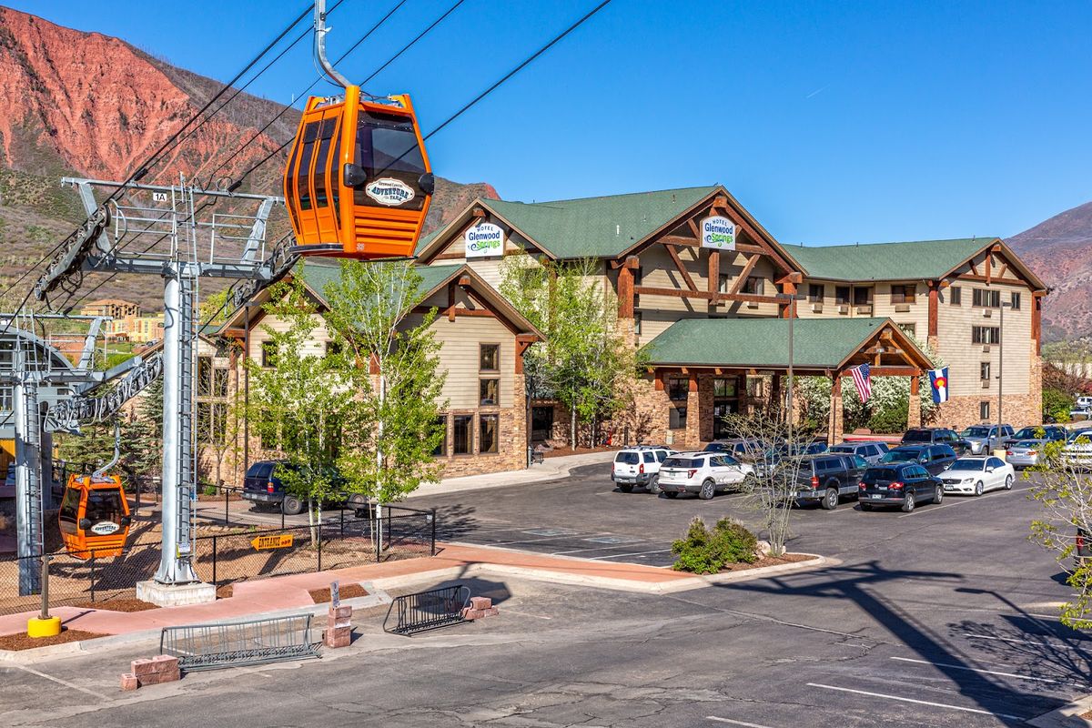 Hotel Glenwood Springs — Glenwood Springs
