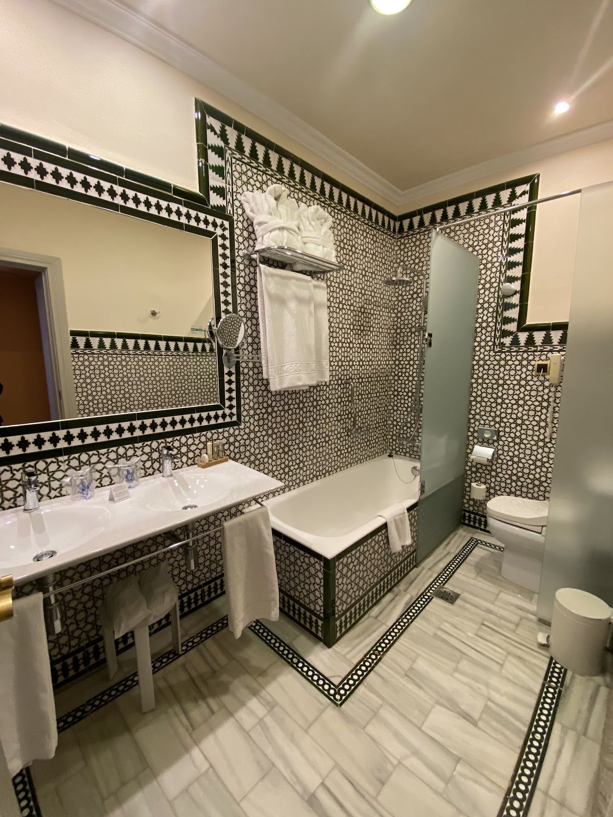 Hotel Alhambra Palace — Granada — additional view 4