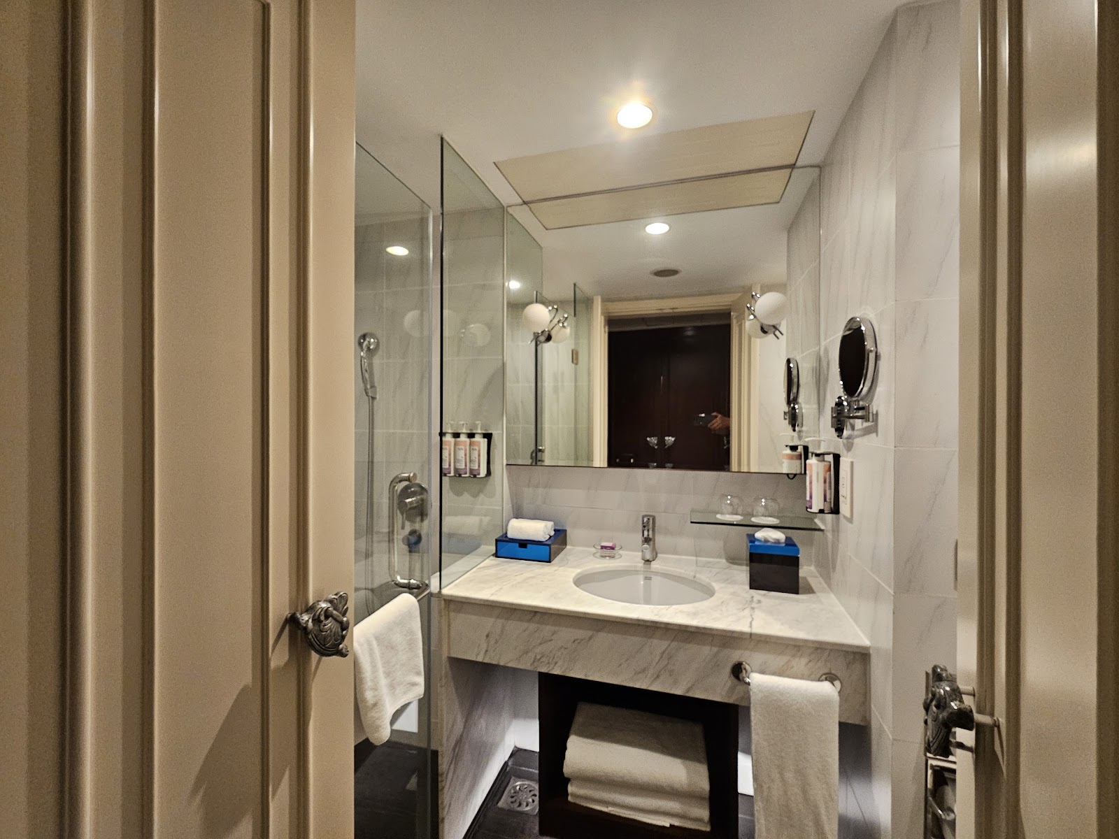 Mövenpick Hanoi Centre — hanoi — additional view 3