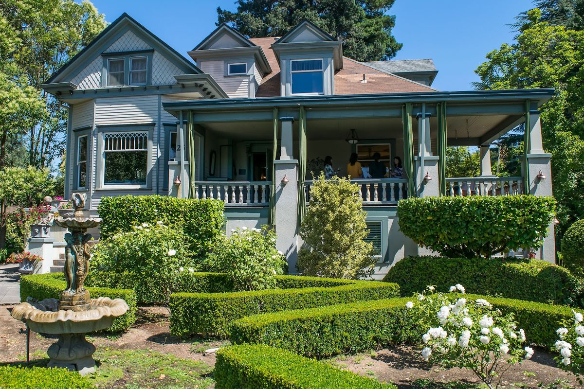 Calderwood Inn — Healdsburg