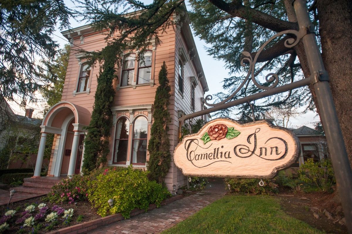 Camellia Inn — Healdsburg