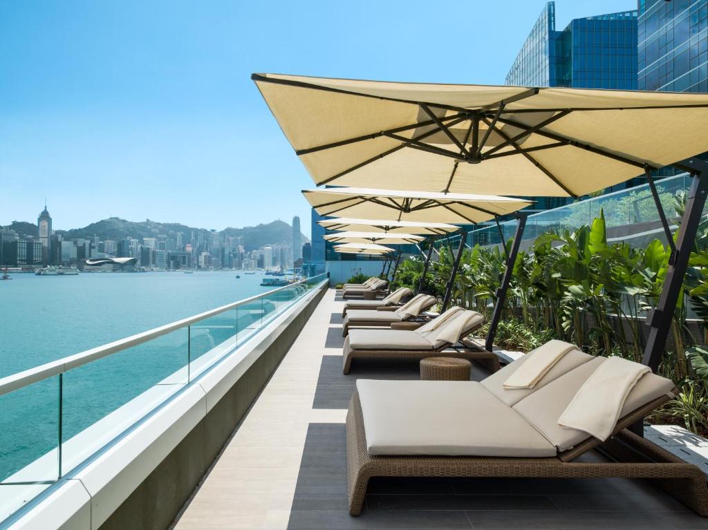 Kerry Hotel Hong Kong Hung Hom TST East 546-room Shangri-La-Kerry sister