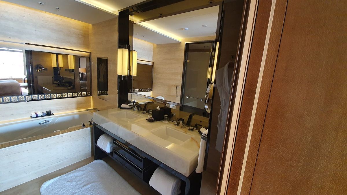 The Ritz-Carlton, Hong Kong — Kowloon — additional view 4