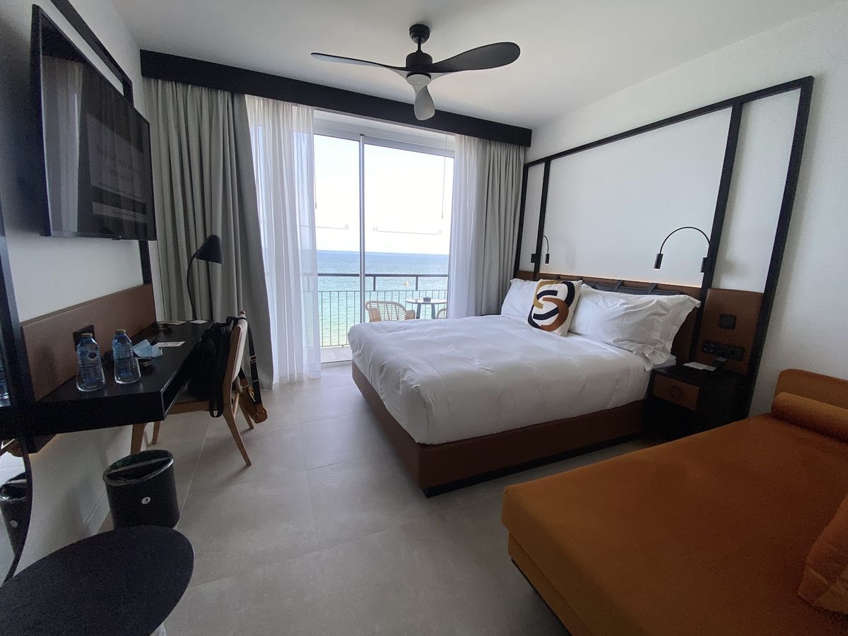 Hotel Riomar Ibiza, Curio Collection by Hilton — Ibiza — additional view 2