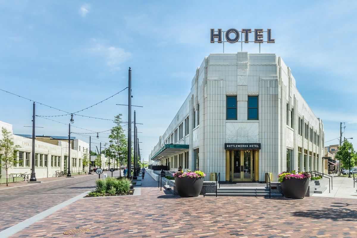 Bottleworks Hotel — Indianapolis
