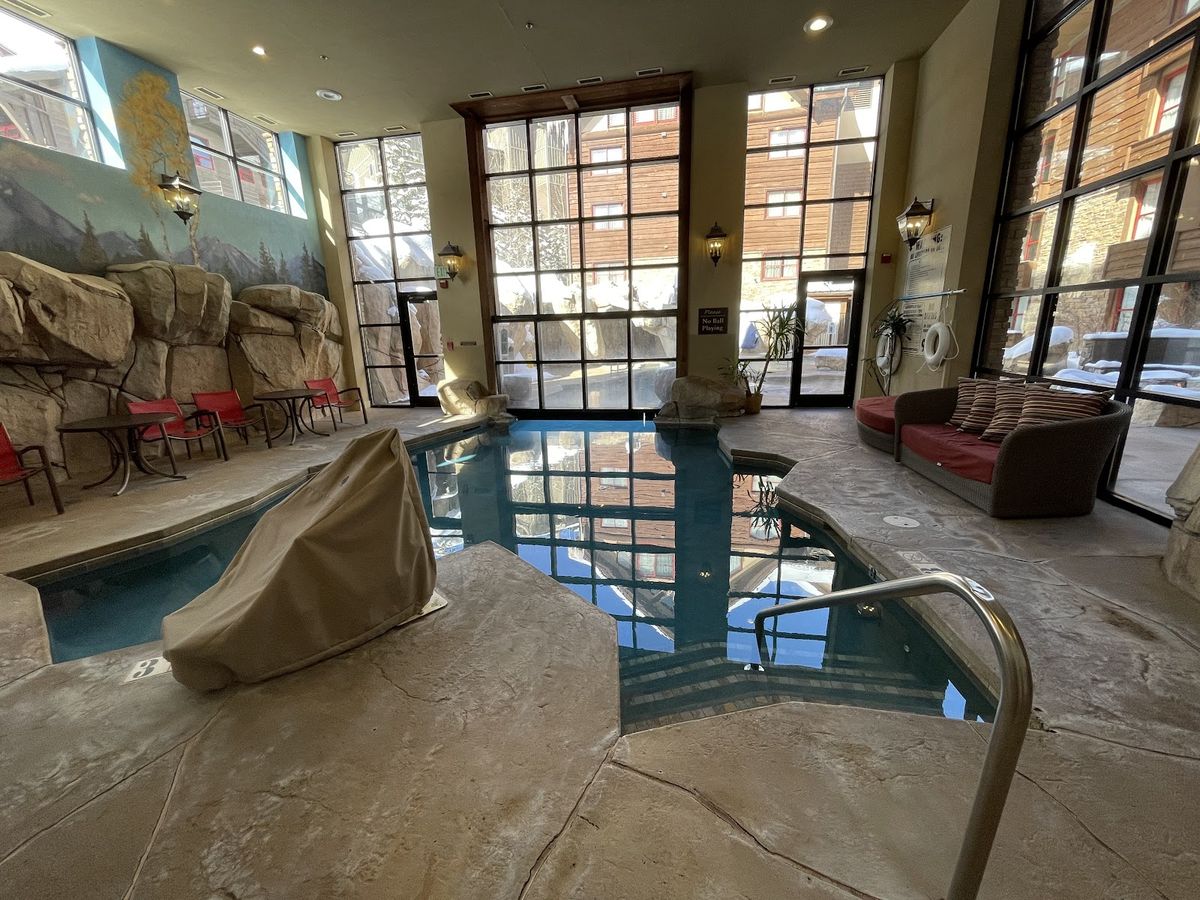 Snake River Lodge & Spa — Teton Village — additional view 3