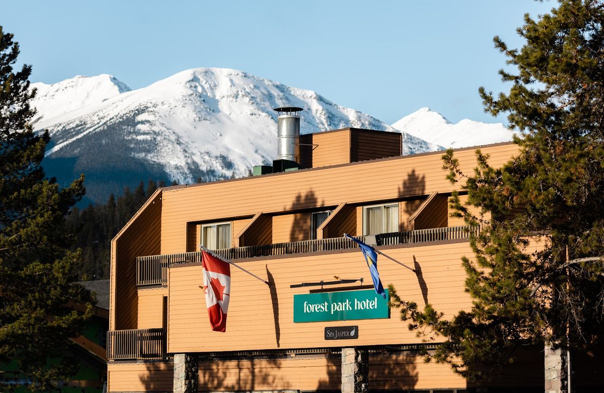 Forest Park Hotel — Jasper