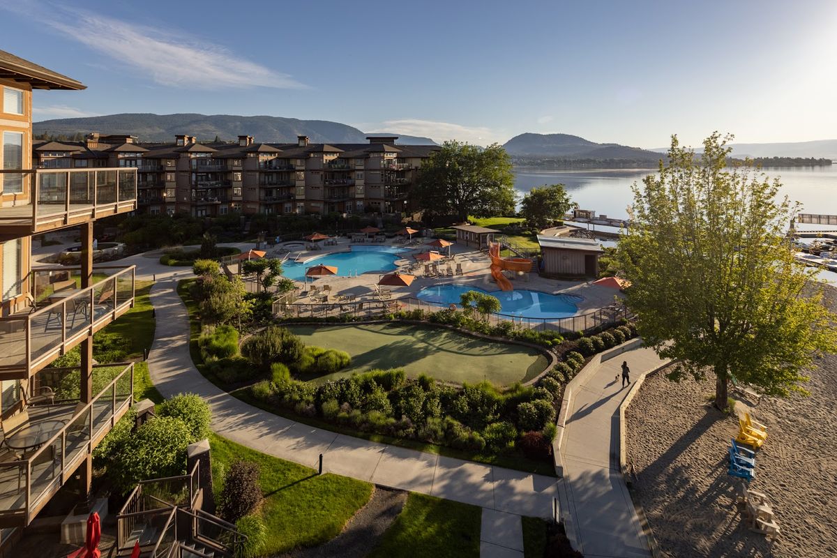 The Cove Lakeside Resort — Kelowna