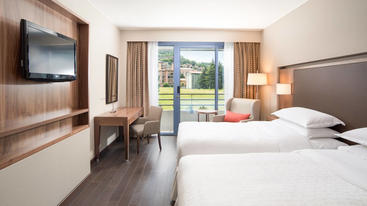 Sheraton Lake Como Hotel — Como — additional view 2