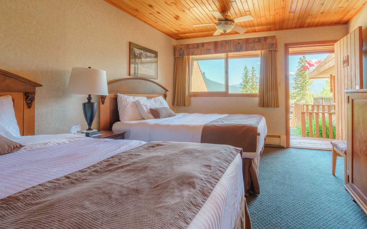 The Crossing Resort — Saskatchewan River Crossing — additional view 2