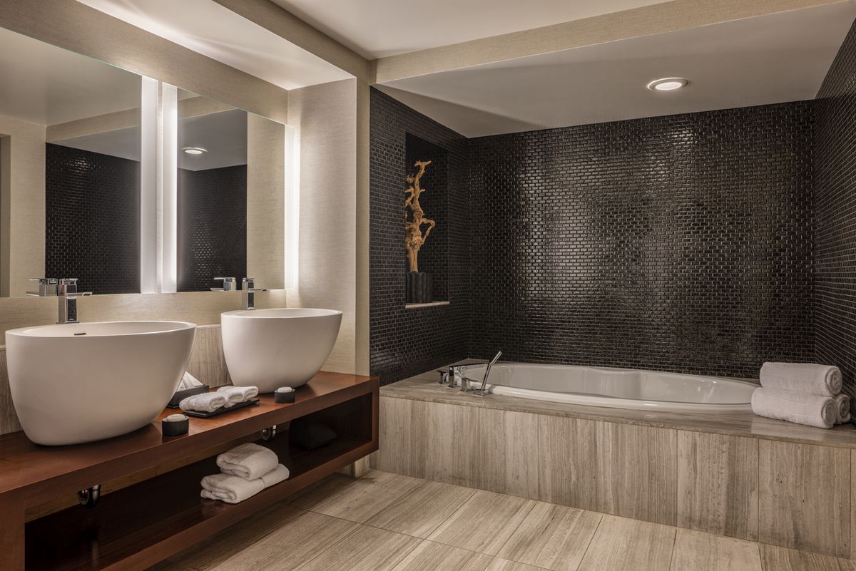Nobu Hotel at Caesars Palace — Las Vegas — additional view 4