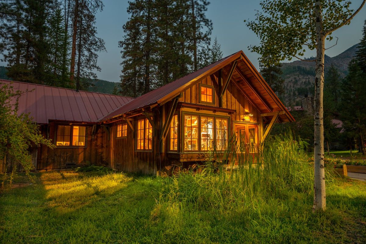 Sleeping Lady Mountain Resort — Leavenworth