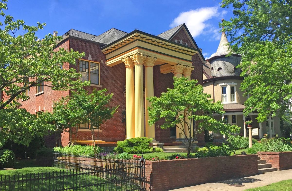 Lyndon House Hotel — Lexington Ky