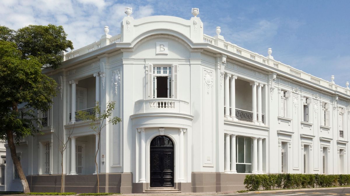 Hotel B — Lima