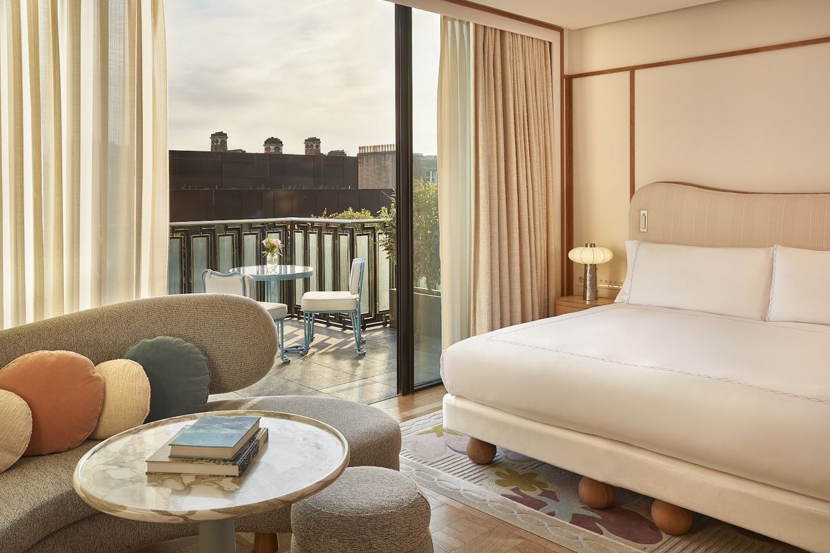 Claridge's — London — additional view 2