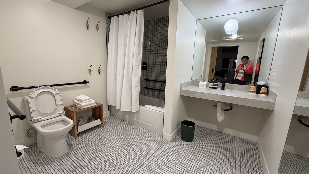 Hotel June West LA — Los Angeles — additional view 4