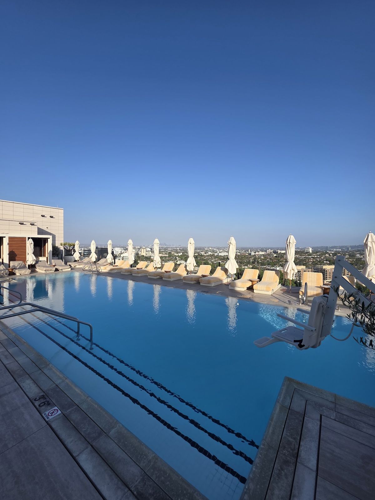 Waldorf Astoria Beverly Hills — Beverly Hills — additional view 3