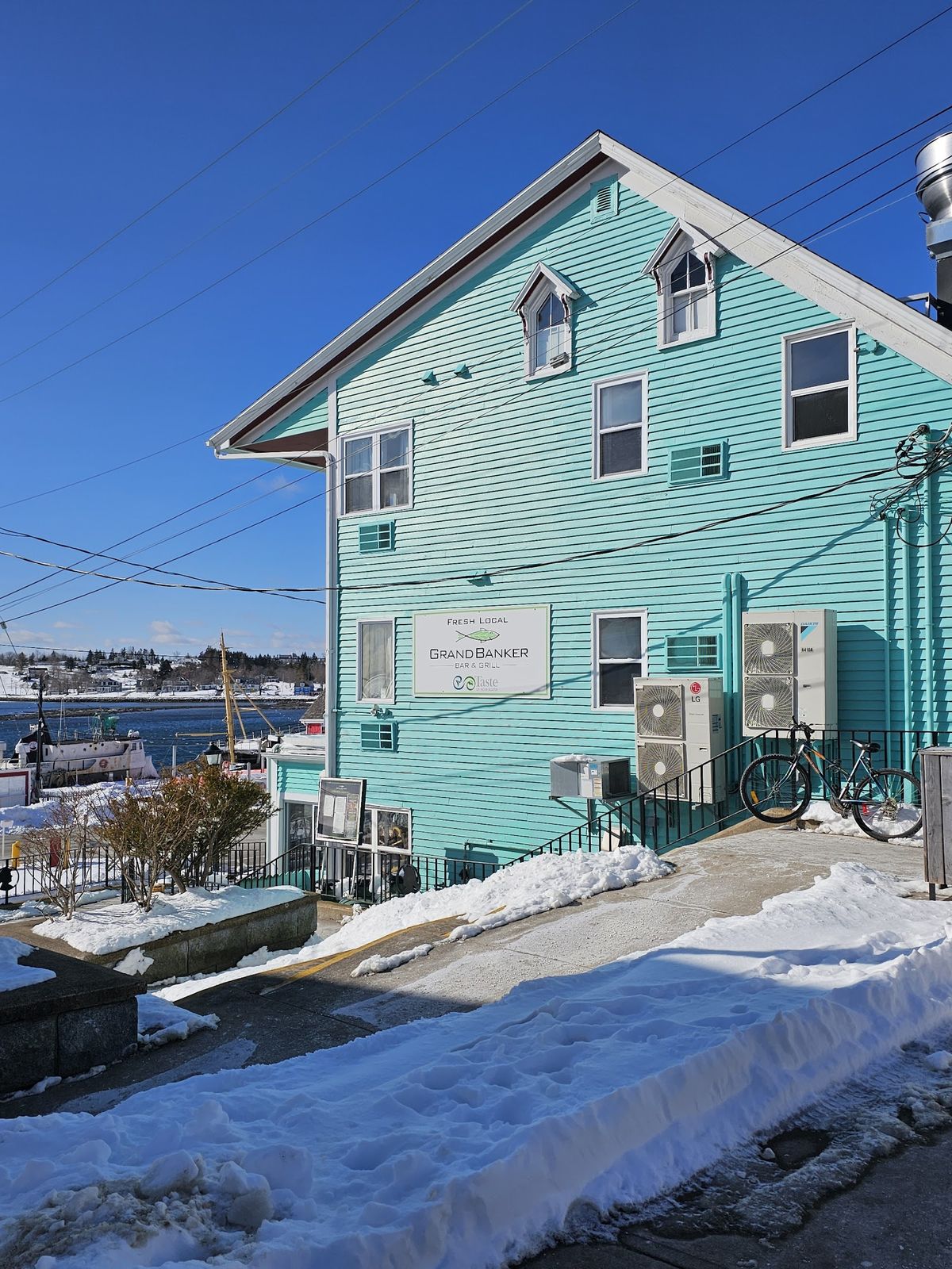 Brigantine Inn — Lunenburg