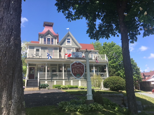Lennox Inn — Lunenburg