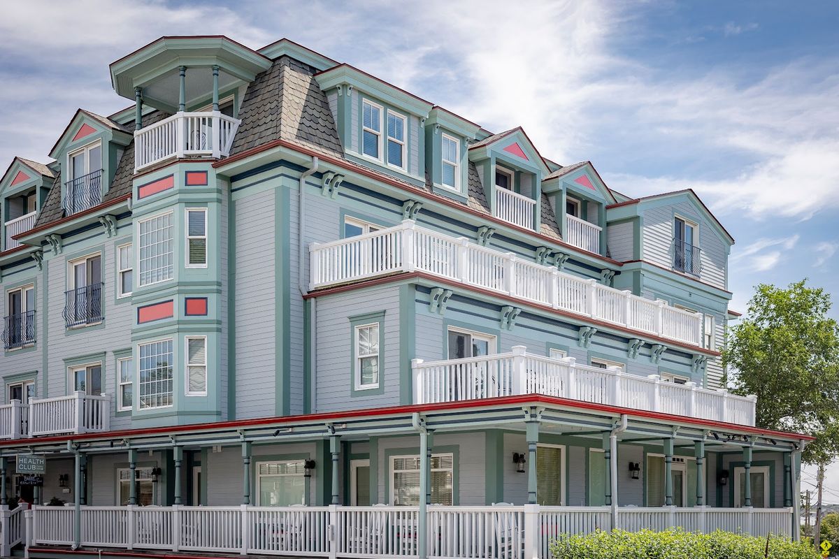 Mansion House Inn — Marthas Vineyard