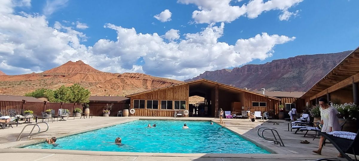Red Cliffs Lodge — Moab