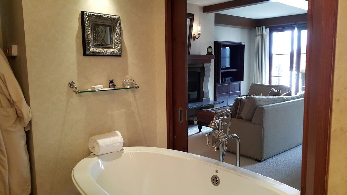 Hôtel Quintessence — Mont-Tremblant — additional view 4