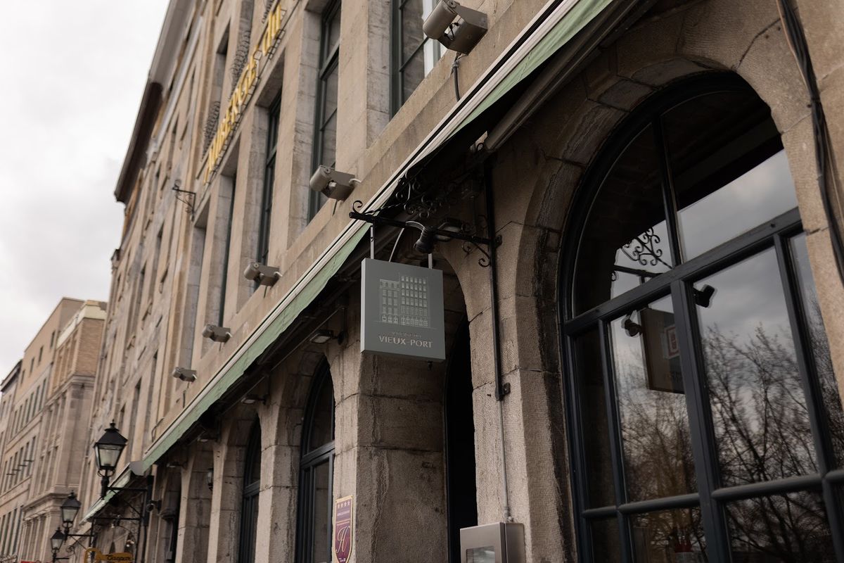Auberge du Vieux-Port — Montreal