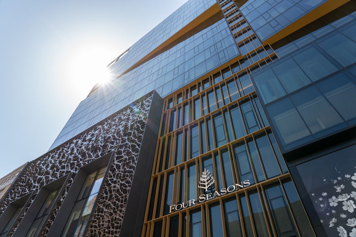 Four Seasons Hotel Montreal — Montreal