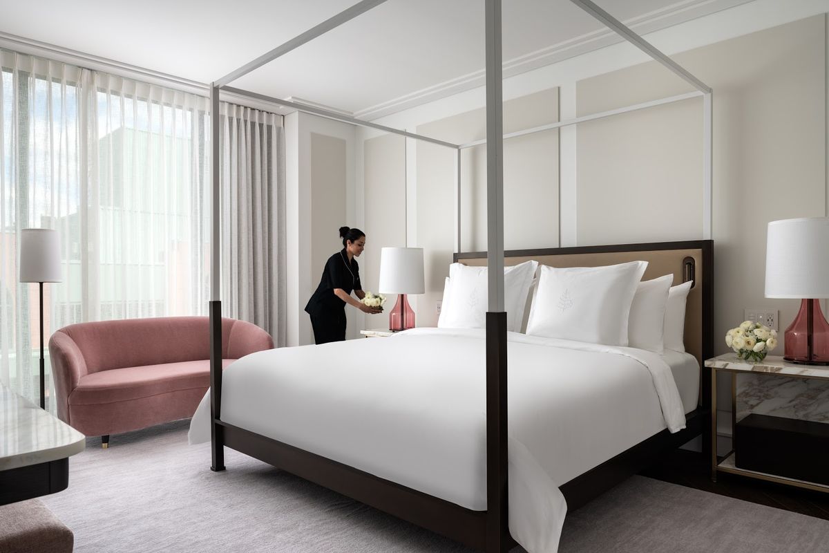 Four Seasons Hotel Montreal — Montreal — additional view 2