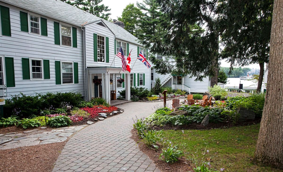 Sherwood Inn — Muskoka